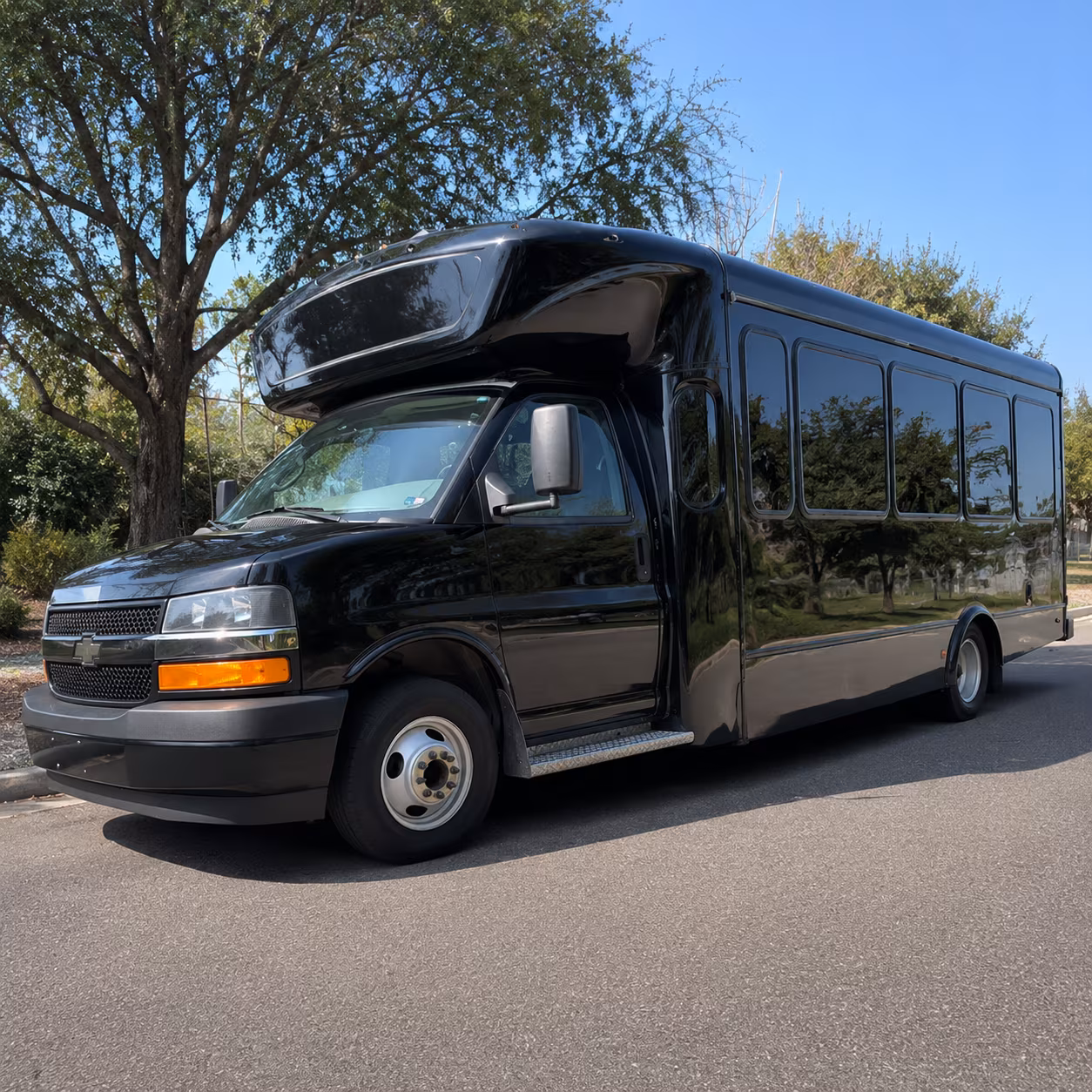 party bus rentals to the diplomat beach resort for weston prom groups