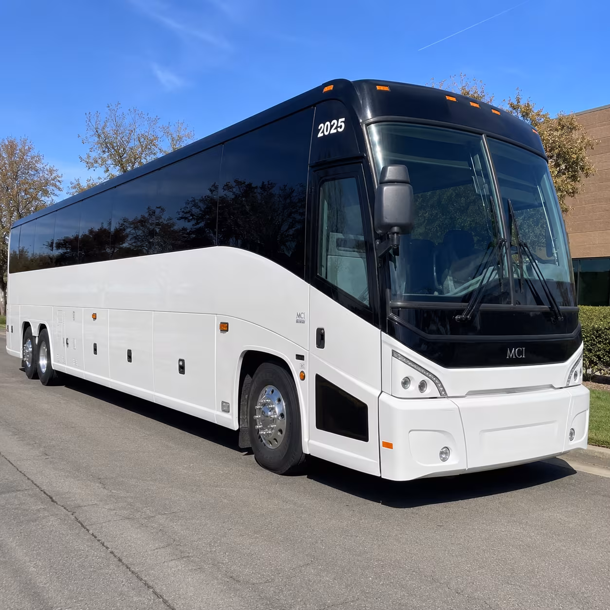 prom party buses to the seminole hard rock hollywood venues
